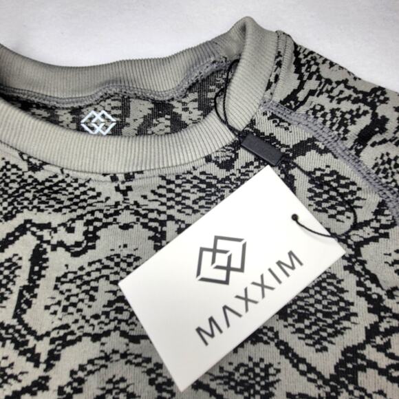 🚨📢LAST CHANCE NWT MAXXIM Snake Print Fitted Athletic Long Sleeve Crop Top - Picture 5 of 7